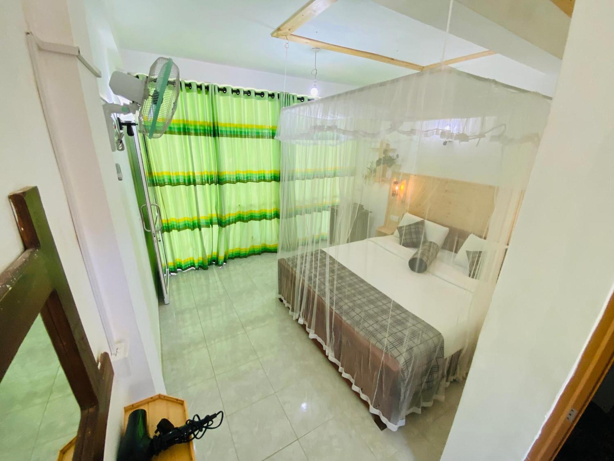 Mount Breeze Ella Hotel Екстериор снимка
