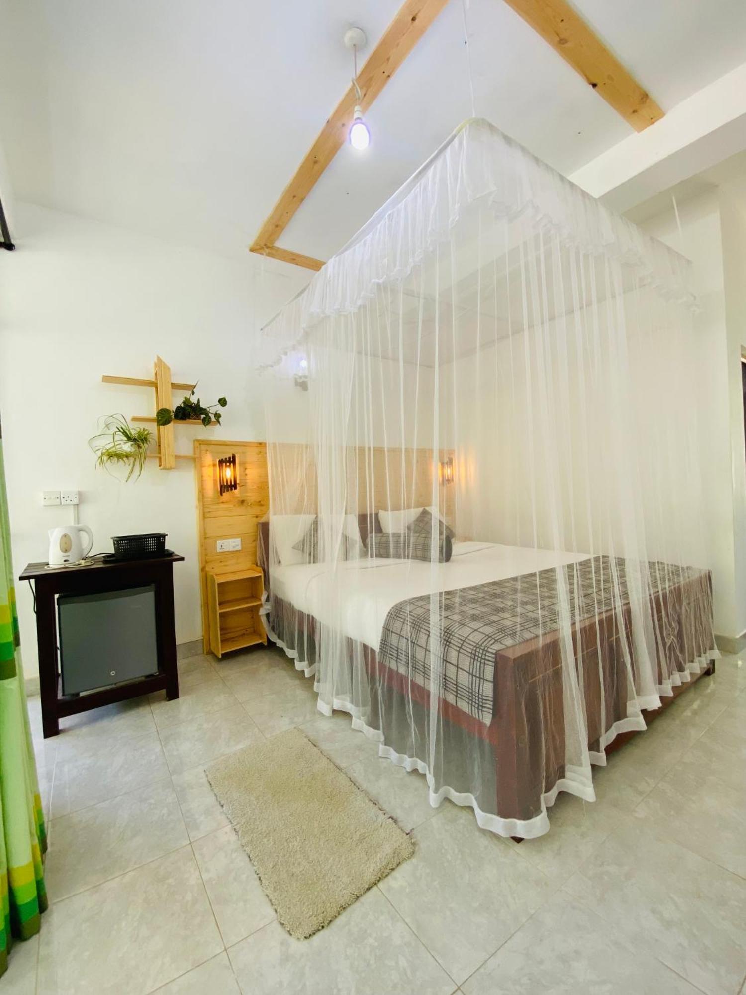 Mount Breeze Ella Hotel Екстериор снимка